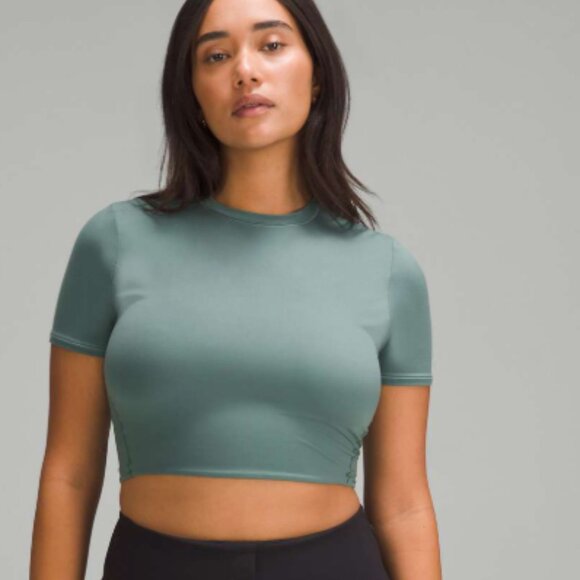 Wundermost Ultra-Soft Nulu Crewneck Cropped T-Shirt in Medium Forest - Picture 1 of 4